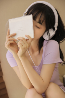 双人床上做运动模拟器